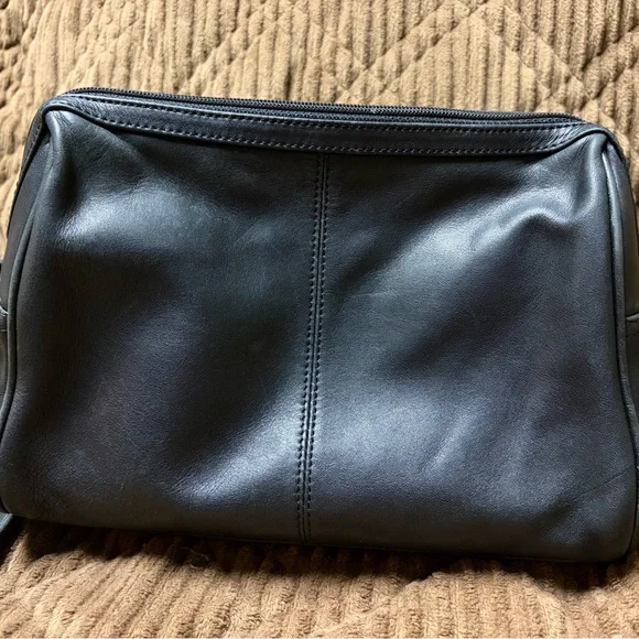 Vintage Etienne Aigner Black Leather Crossbody Purse - Picture 6 of 9